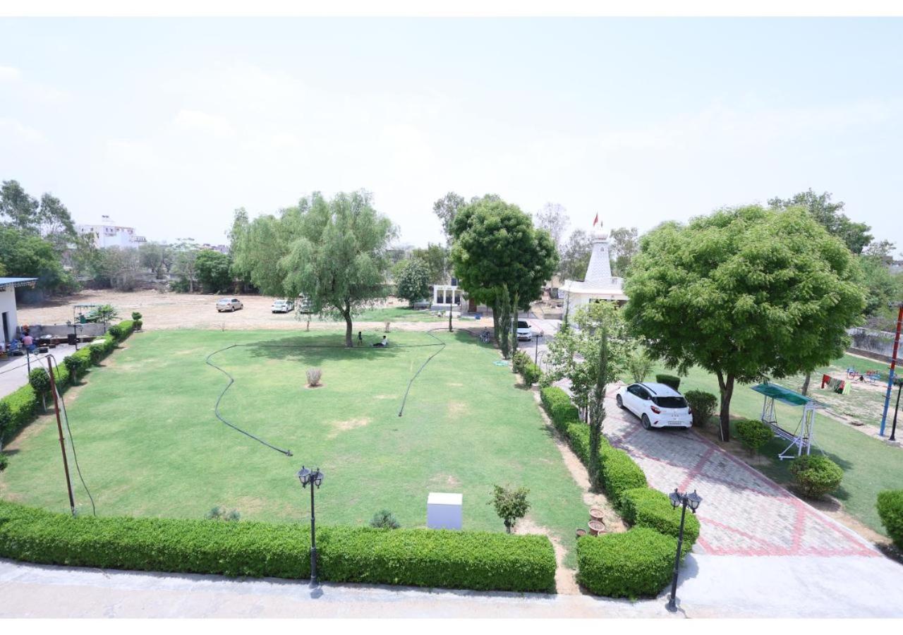 Goyal Bhawan Hotel Khatu Exterior photo